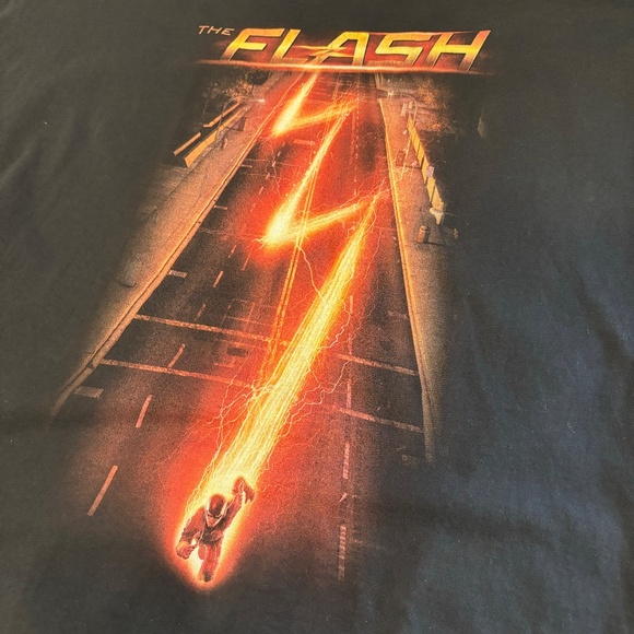 DC Comics The Flash Lighting Bolt TV Series Promo Graphic Tee T-Shirt Size L - Picture 10 of 16
